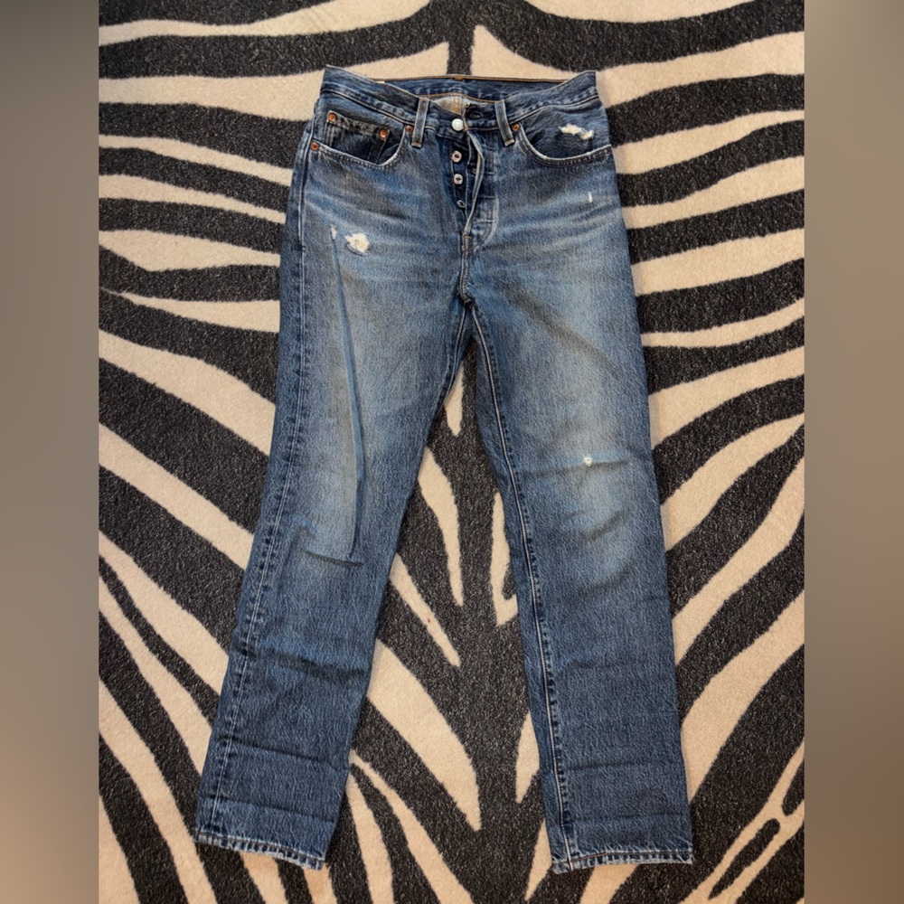 WOMENS LEVI 501